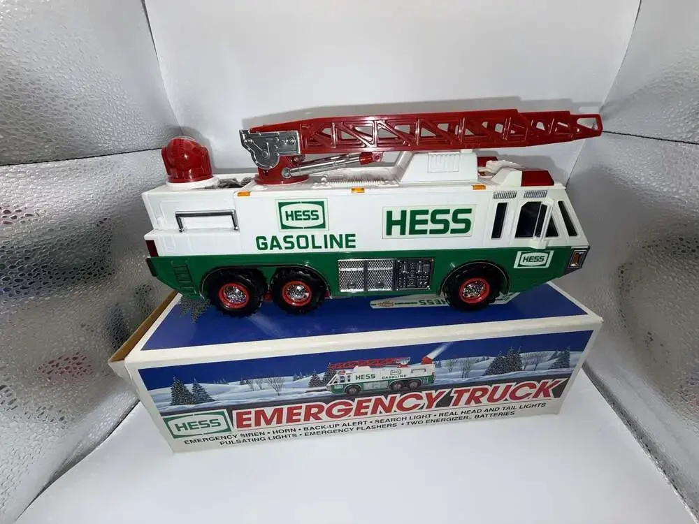 1996 Hess Emergency Ladder Truck Toy with Original Box